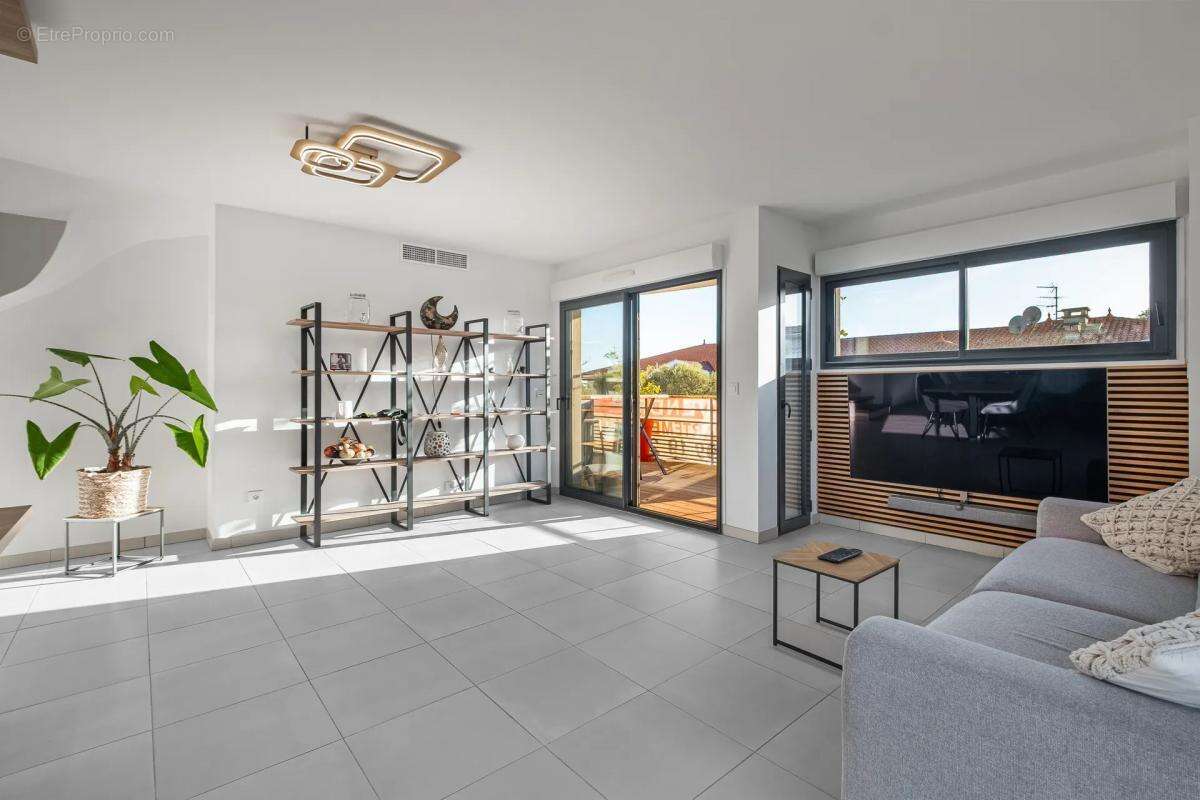 Appartement à FREJUS