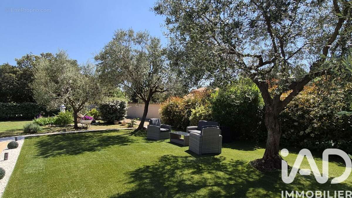 Photo 2 - Maison à AUPS