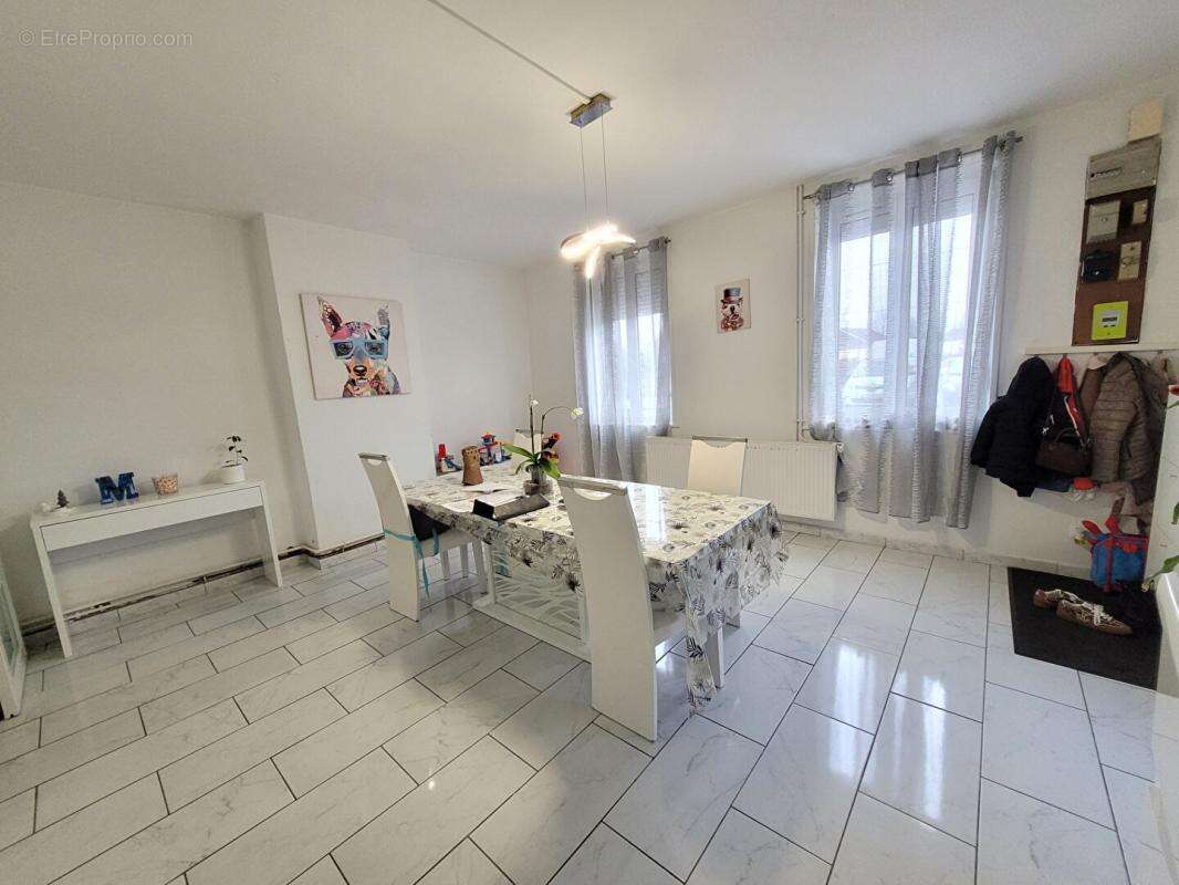 HAVELUY -Maison rénovée avec garage, cour et 2 chambres ? - photo 3