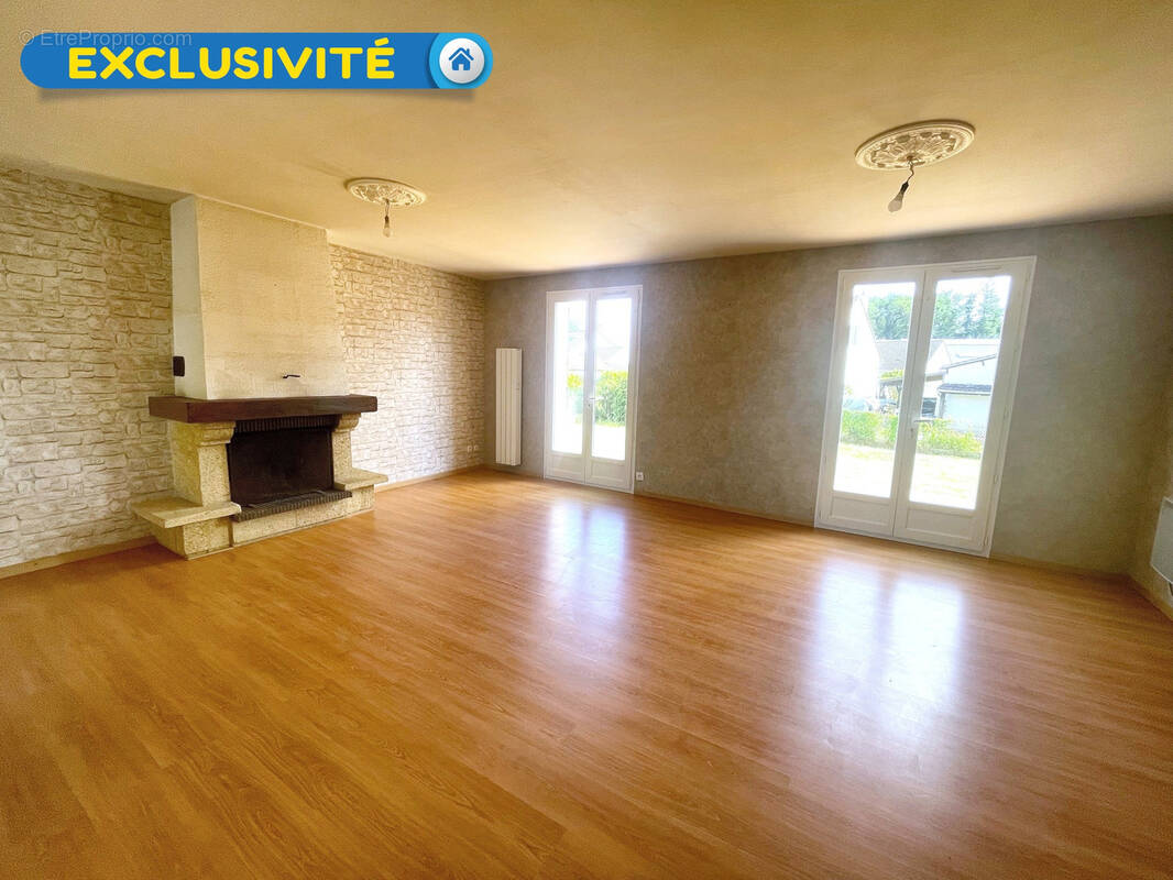 Maison à VITRY-AUX-LOGES