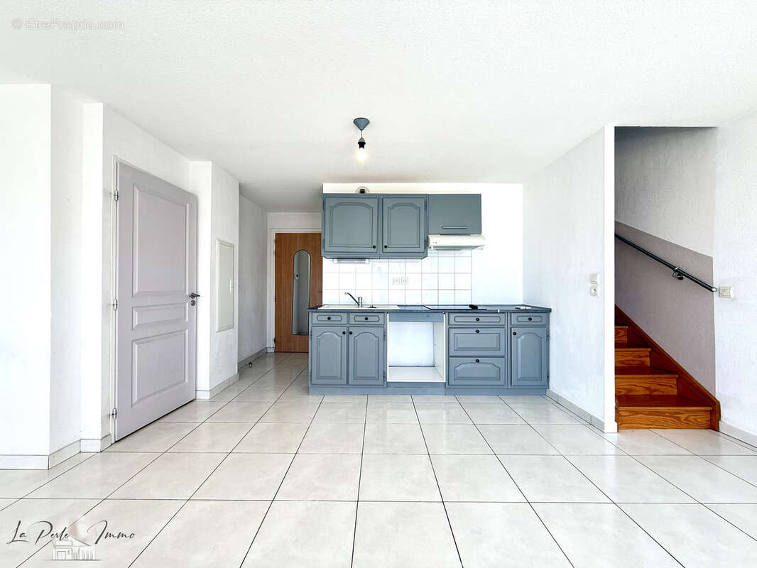 Duplex T3 sur la Marina avec parking - photo 5