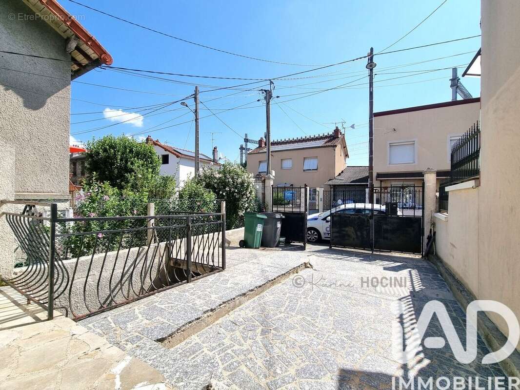 Photo 3 - Maison à VILLENEUVE-LE-ROI