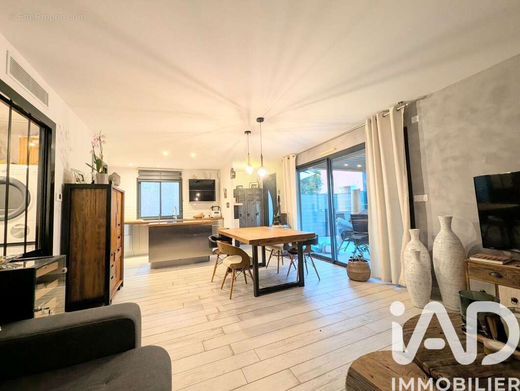 Photo 8 - Appartement à CHATEAUNEUF-LES-MARTIGUES