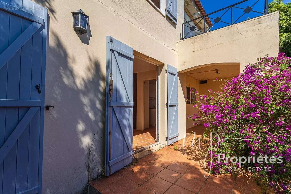 Maison à RAYOL-CANADEL-SUR-MER