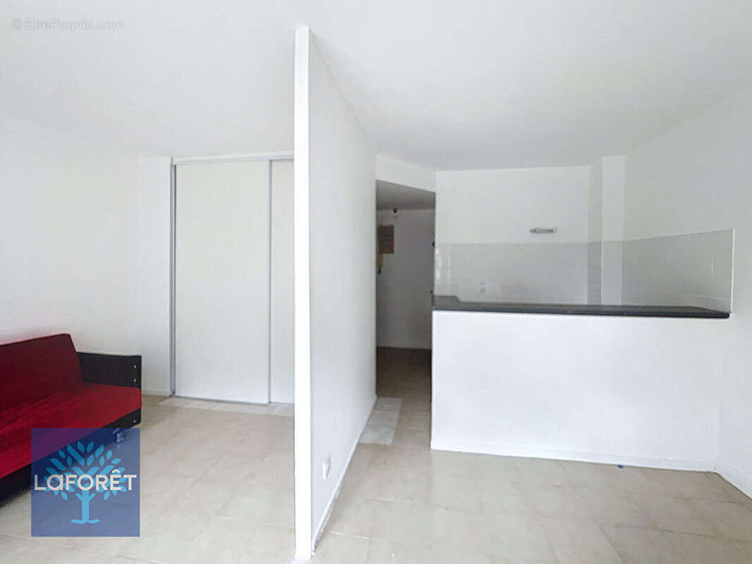 Appartement à CORBEIL-ESSONNES