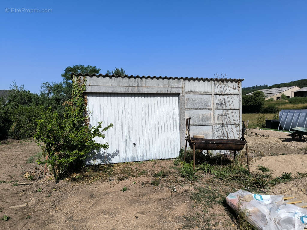 Maison à MONTREUILLON