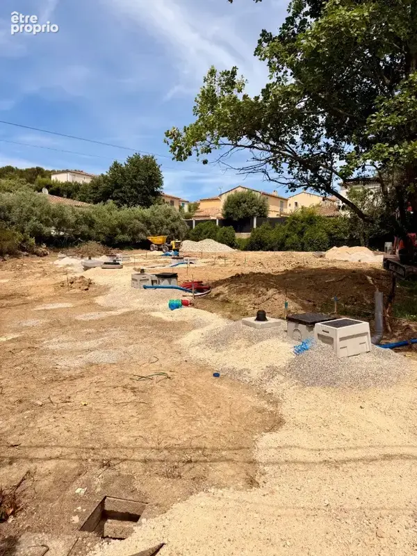 Terrain 330 m² à Fuveau  - photo 4