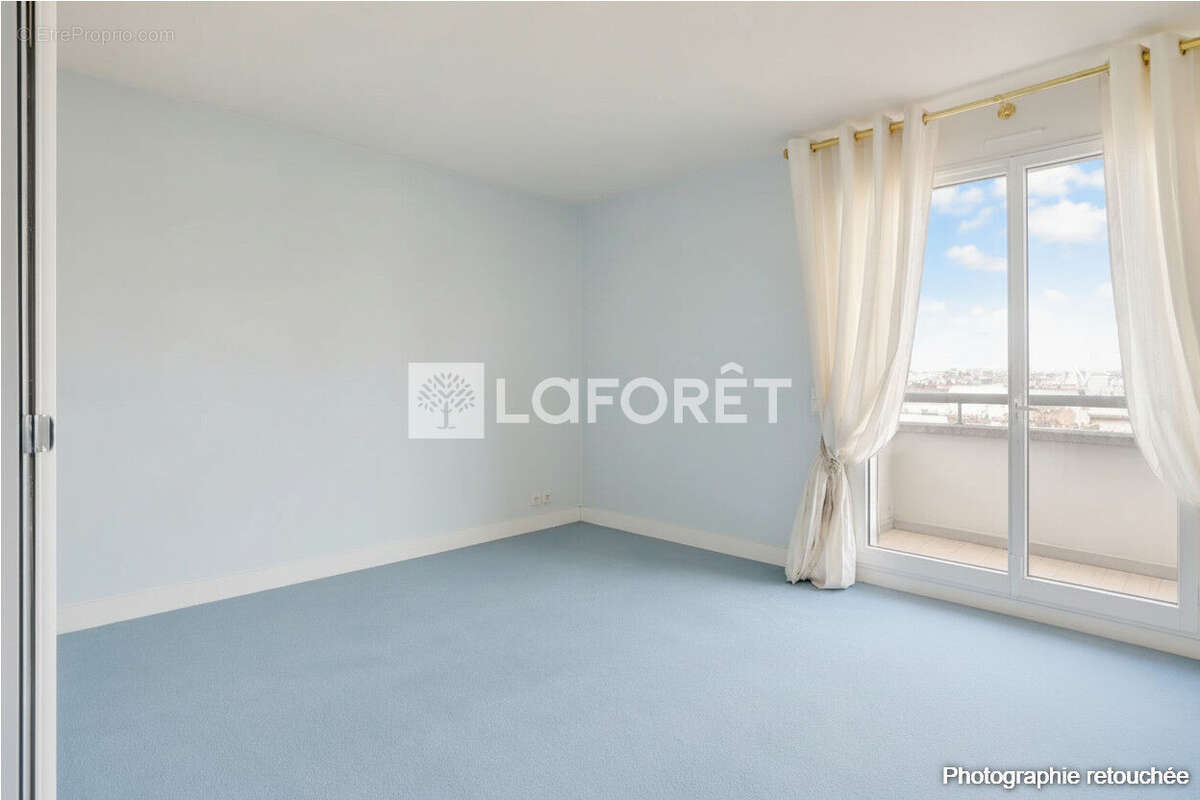 Appartement à LEVALLOIS-PERRET