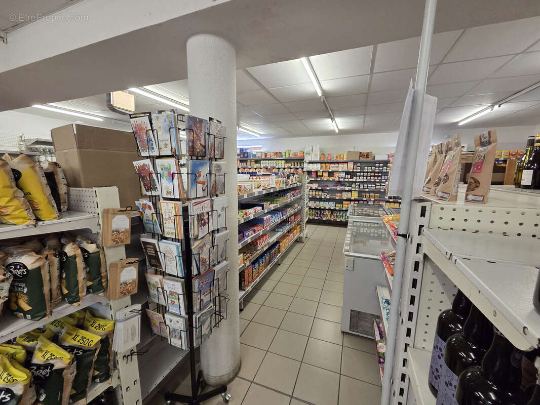 Commerce à ETALANS