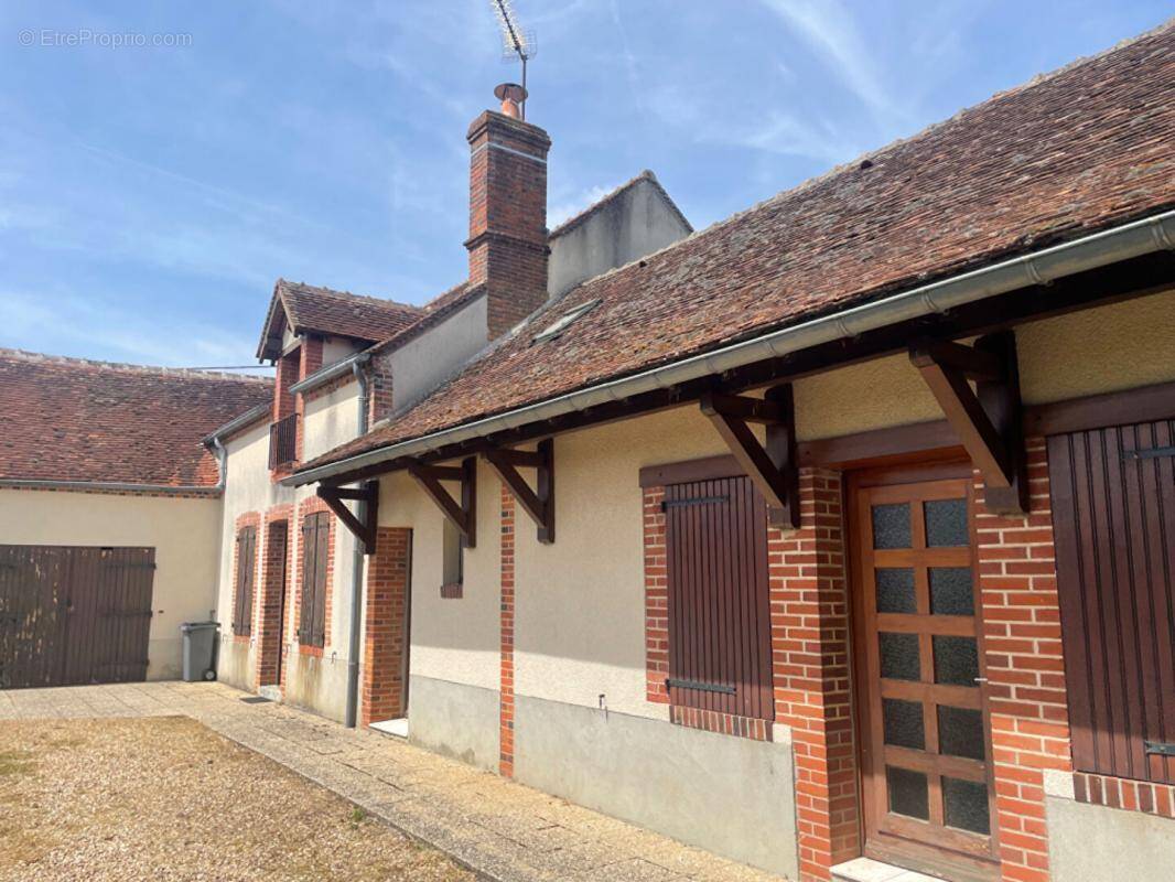 Maison à SAINT-GONDON