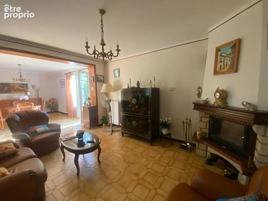 Maison avec 4 chambres, dont 2 de plain-pied, garage et jardin - photo 5