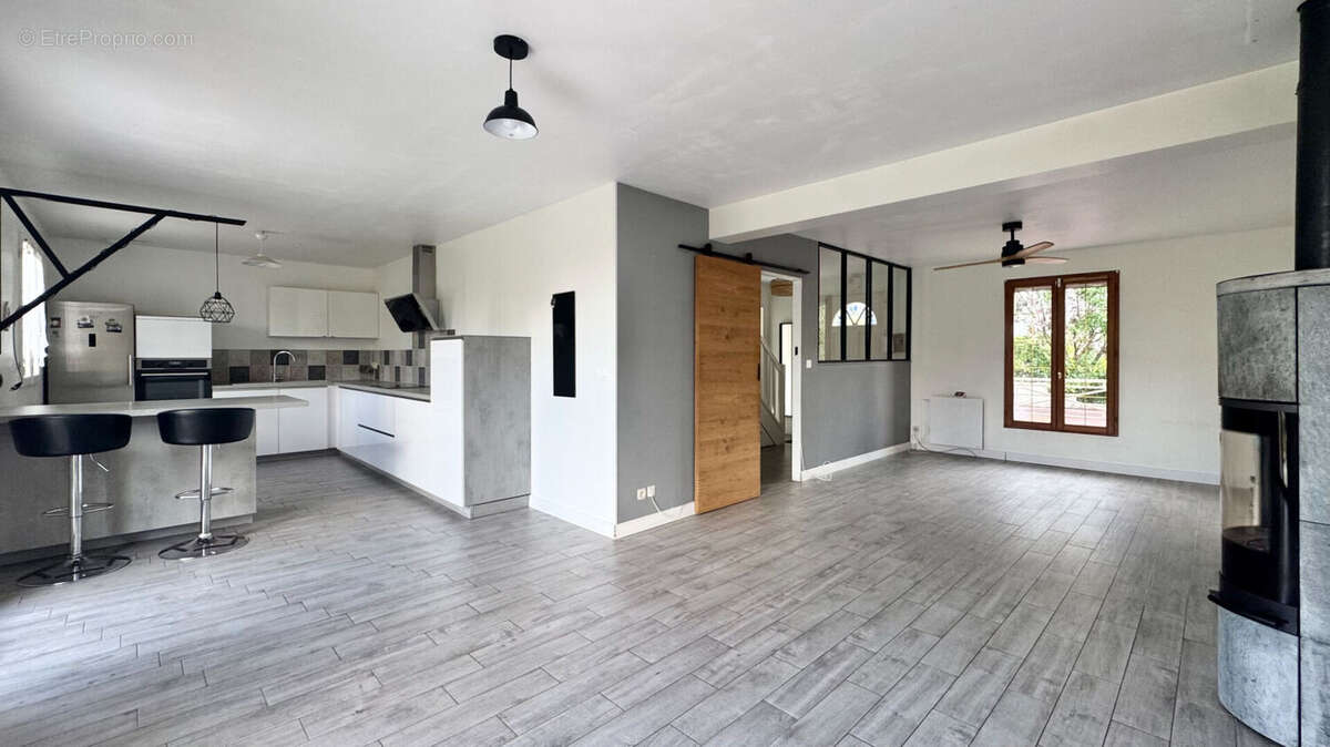 Maison à CORBEIL-ESSONNES