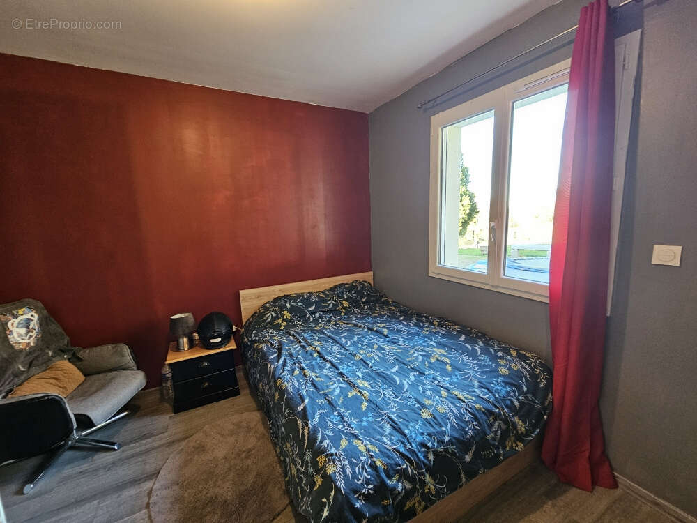 Maison à SAINT-PIERRE-DE-FURSAC