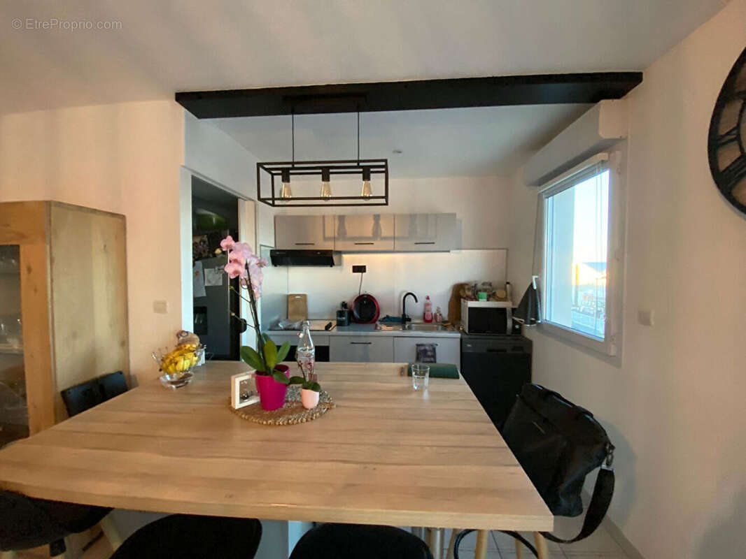 Appartement 2 pièces lumineux au dernier étage à Cavaillon - Idéal investisseur ! - photo 3