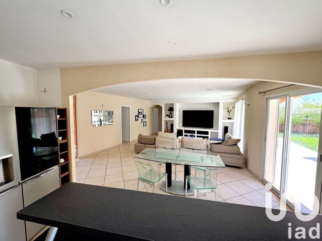 Photo 7 - Maison à CUERS