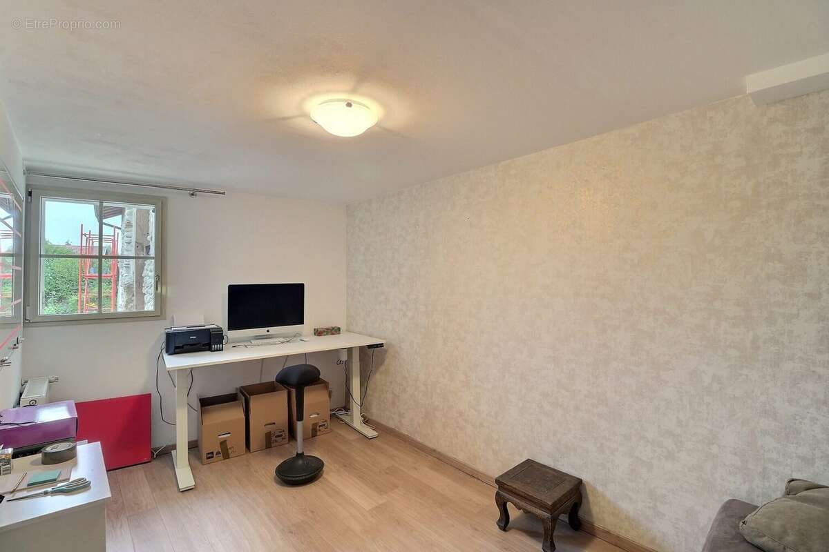 Maison à PREVESSIN-MOENS