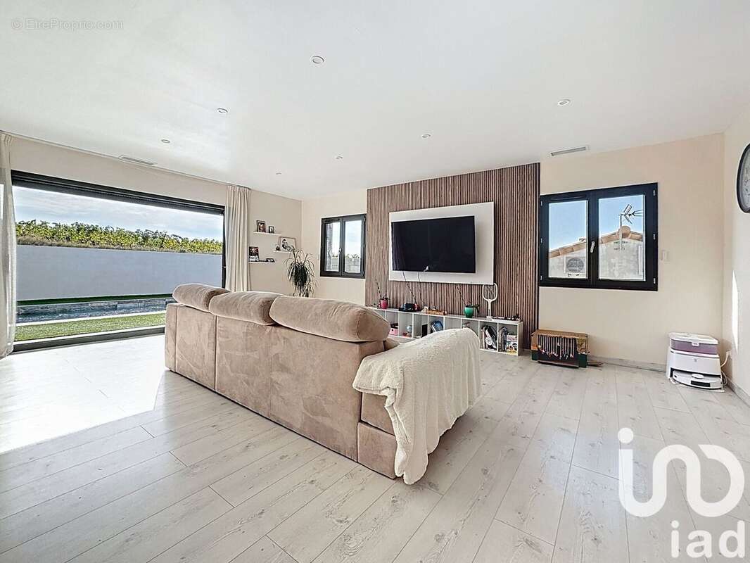 Photo 3 - Maison à CAZILHAC