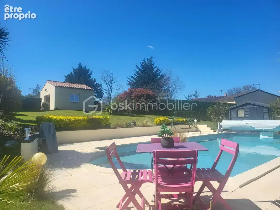 Maison aubiac 152 m² - garage- piscine-veranda- jardin 4800 m² - photo 5