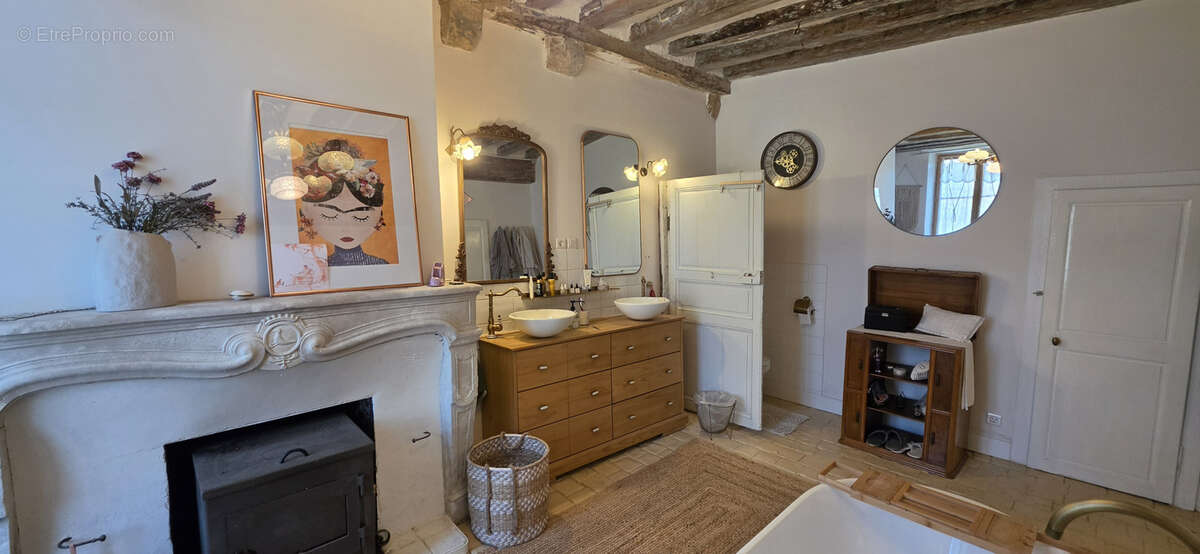 Maison à VARZY