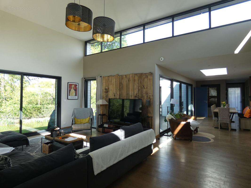 Maison à SAINT-PIERRE-DE-PLESGUEN