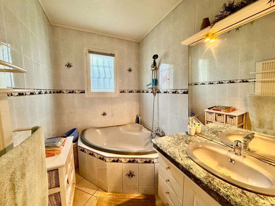 Maison à SAINCAIZE-MEAUCE