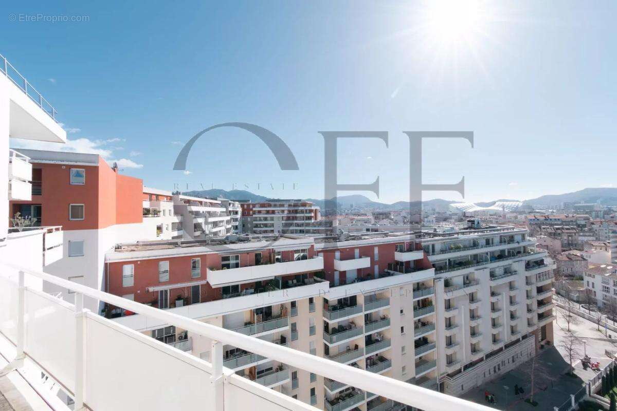 Appartement à MARSEILLE-8E