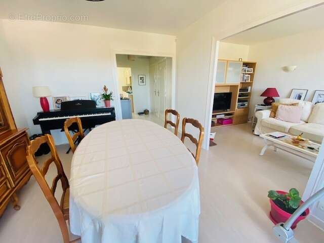 Appartement à RIORGES