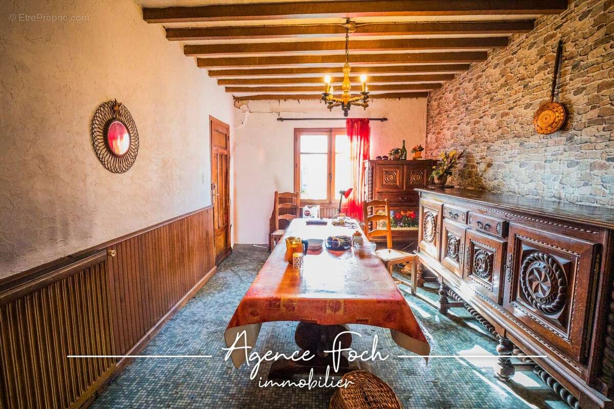 Maison à LALOUBERE