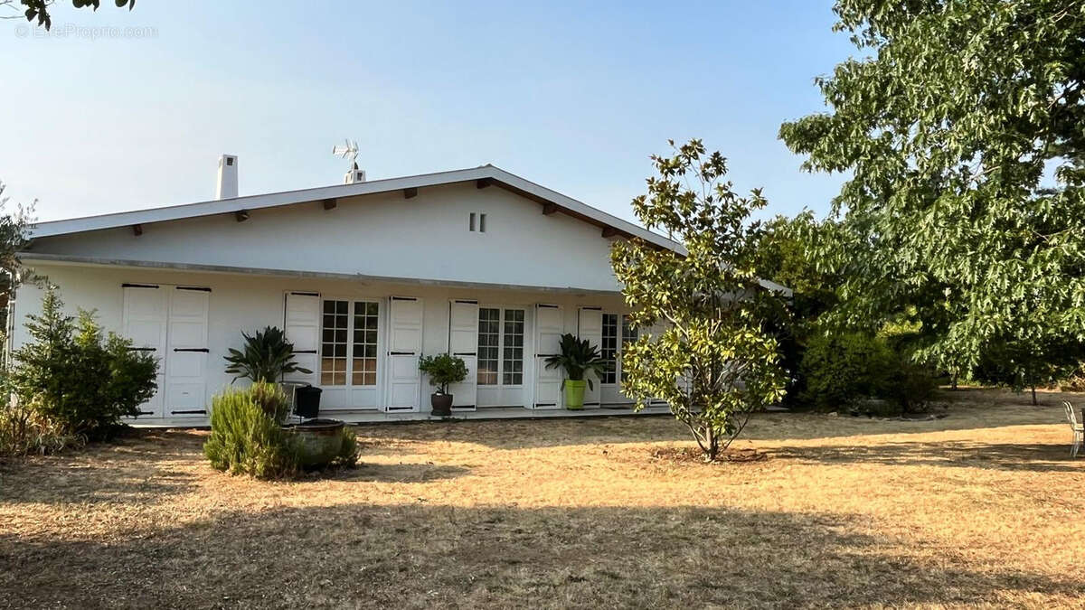 'La familiale' - Villa avec piscine et jardin - photo 20