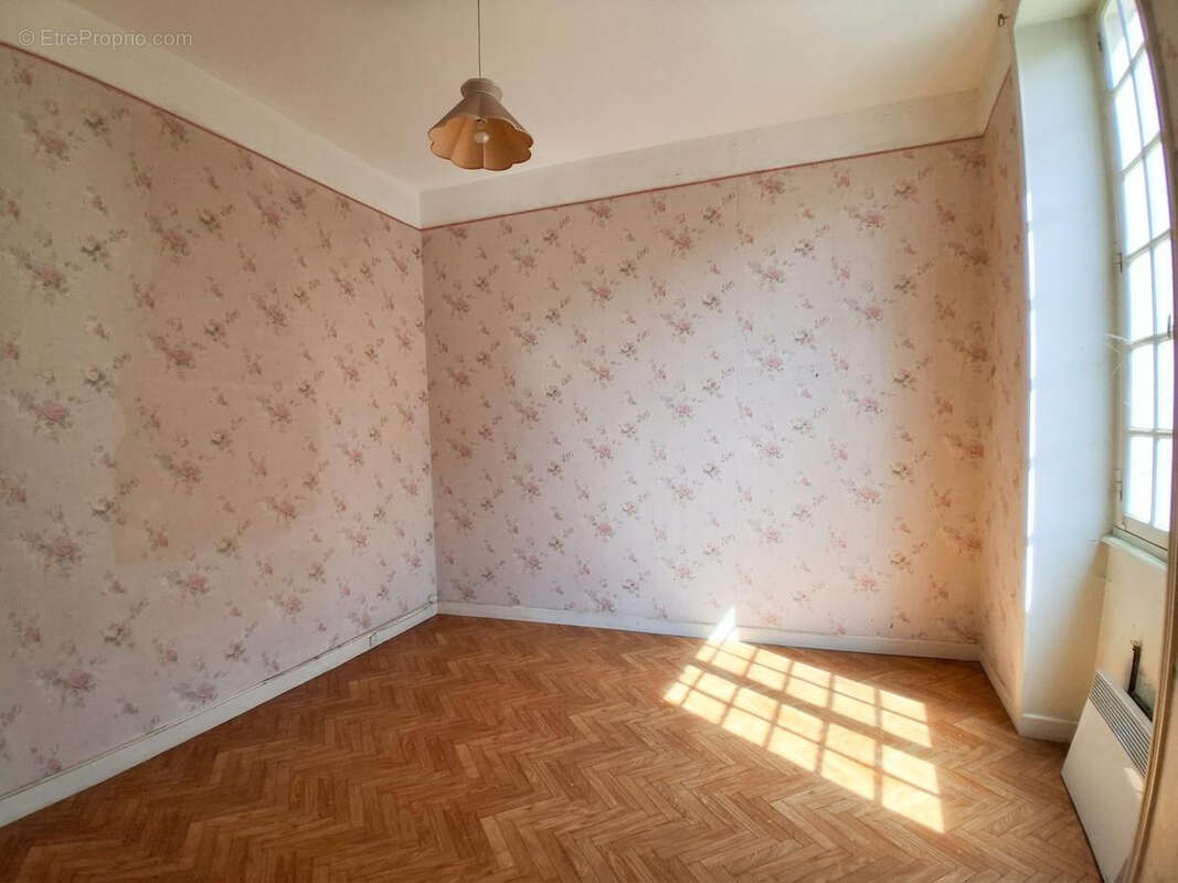 Appartement à CHARLIEU