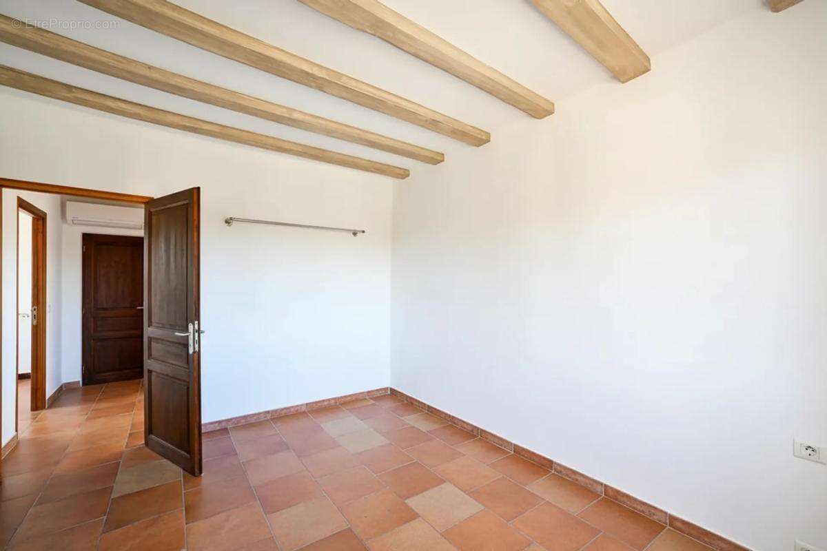 Maison à BOISSET-ET-GAUJAC