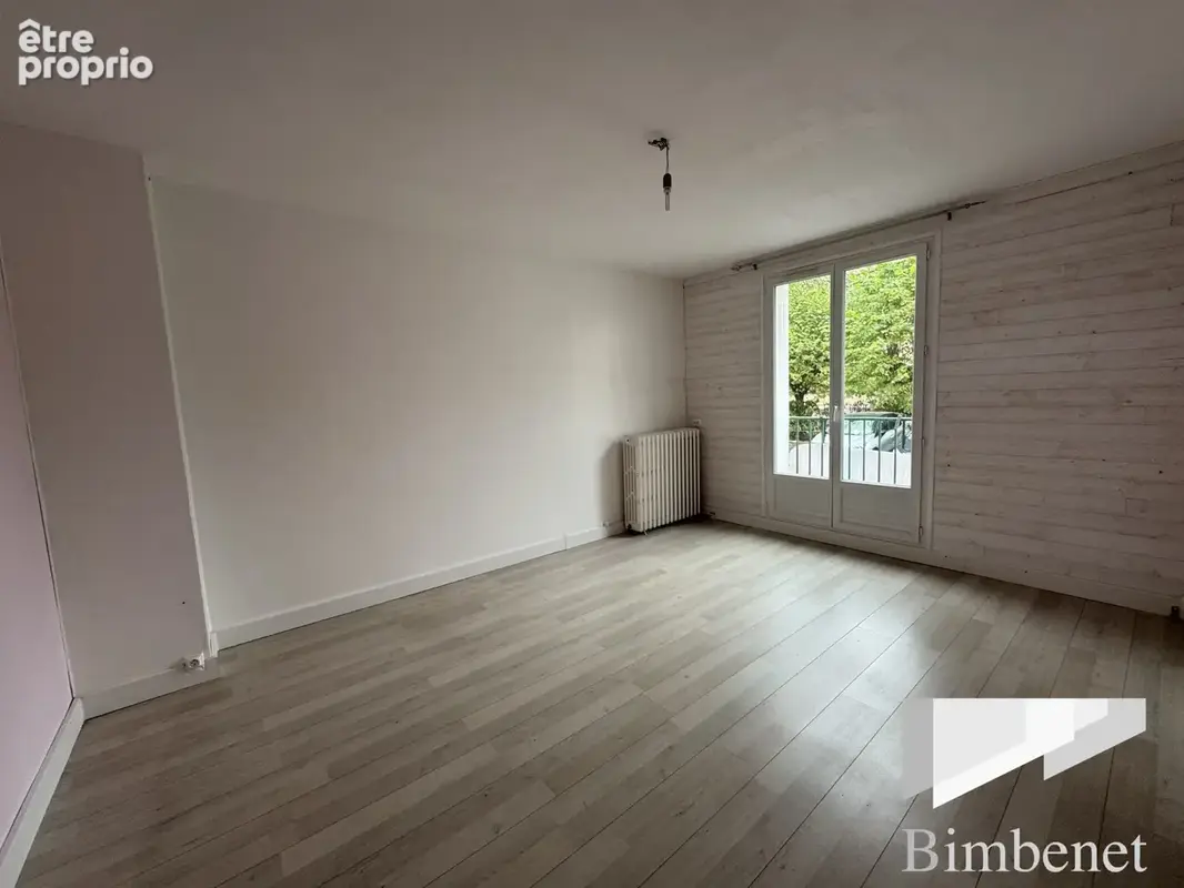 Appartement à FLEURY-LES-AUBRAIS