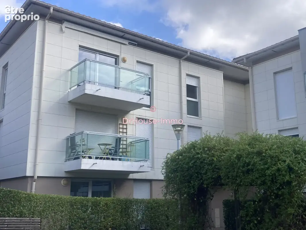 Appartement à MONTLIGNON
