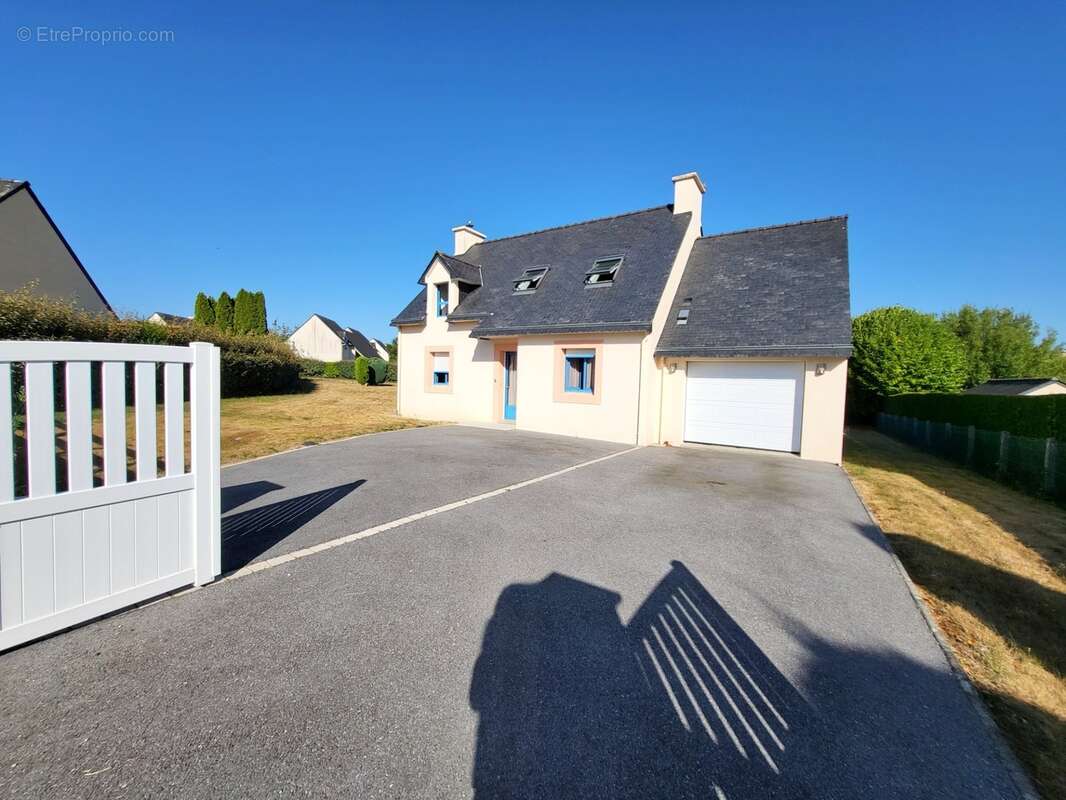 Maison à vendre 8 pièces ARGOL (29) - photo 2