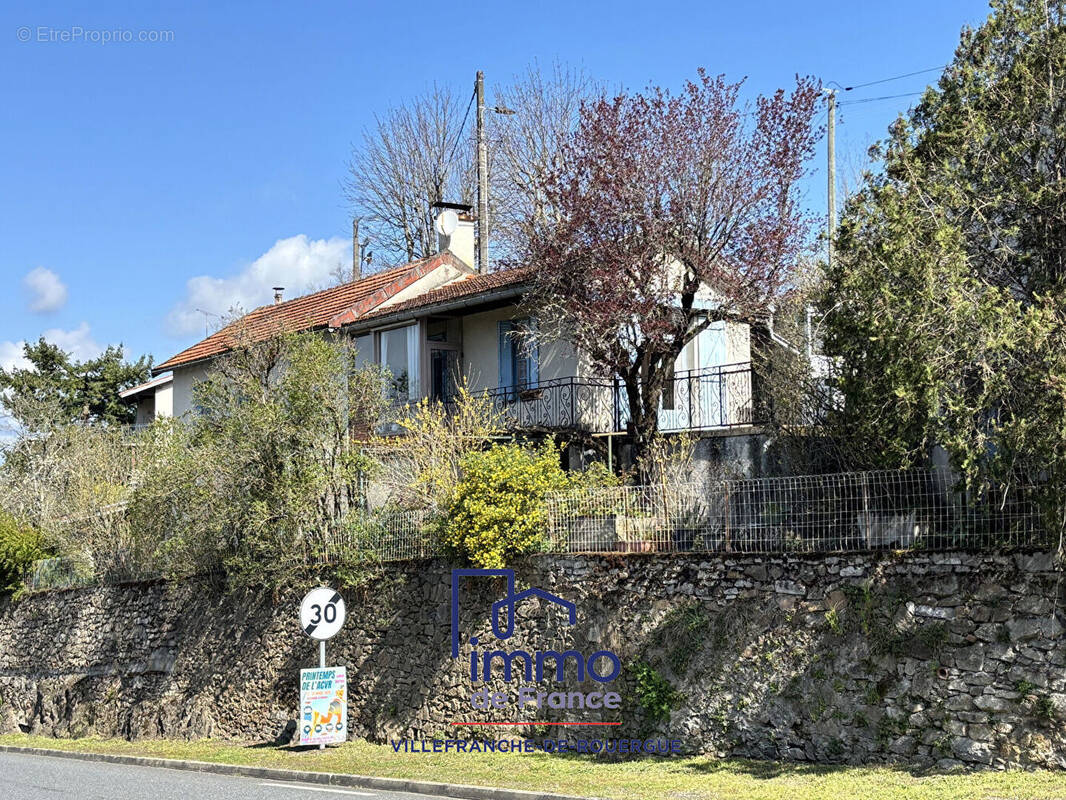 Maison à VILLEFRANCHE-DE-ROUERGUE