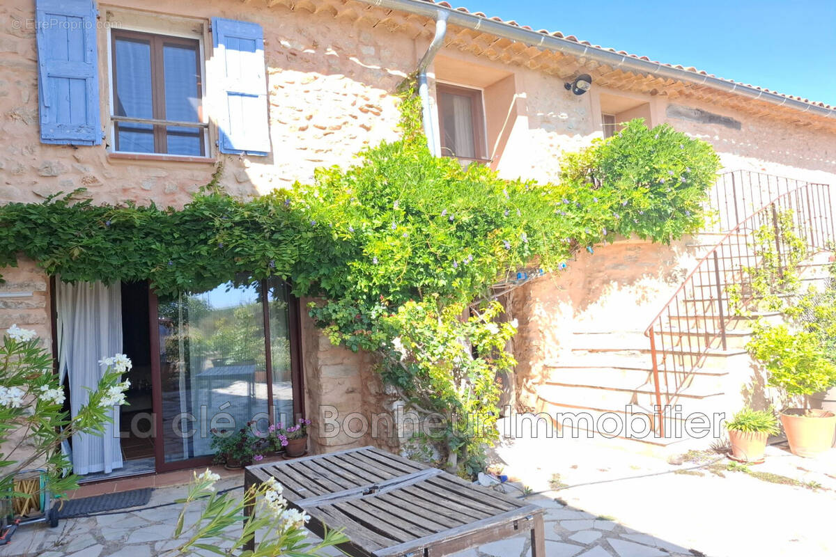 Maison à QUINSON