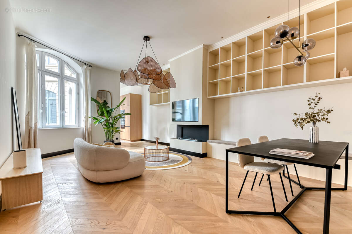 Appartement à LYON-6E