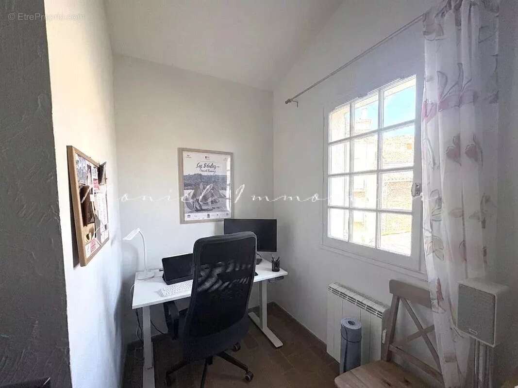 Appartement à LA GARDE-FREINET