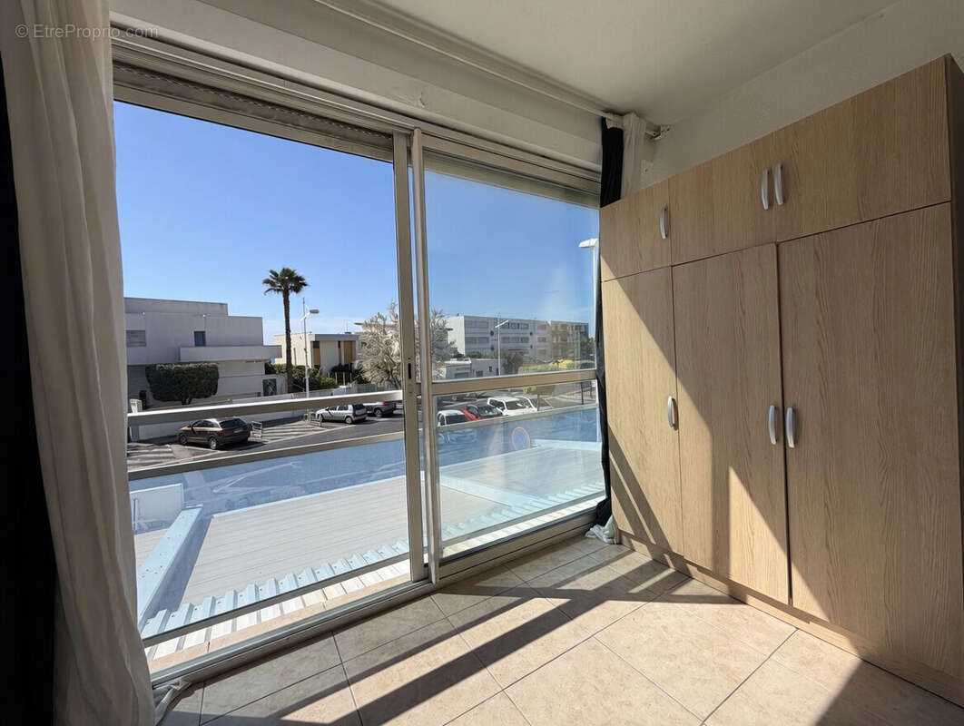 Appartement à MAUGUIO