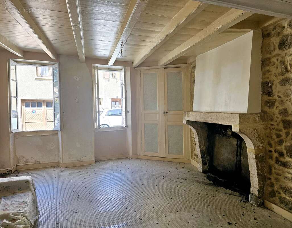 Maison à MONSEGUR