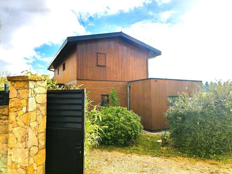 Tavernes(var) maison d'architecte bioclimatique 5 pieces / 2998m² clos - photo 10