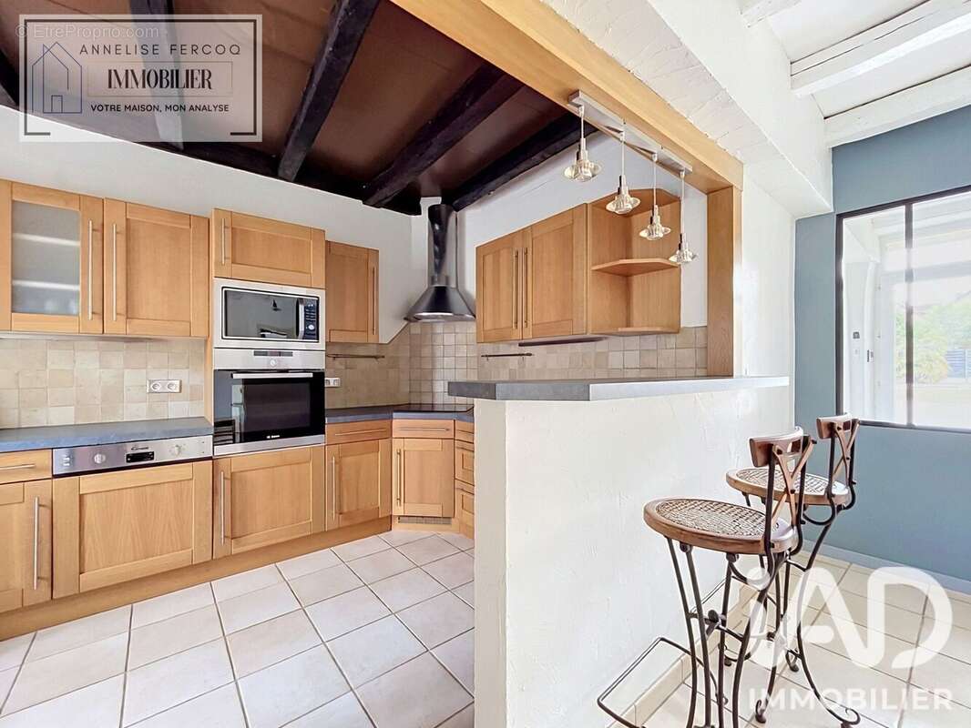 Maison 367 m² à Marzy  - photo 8
