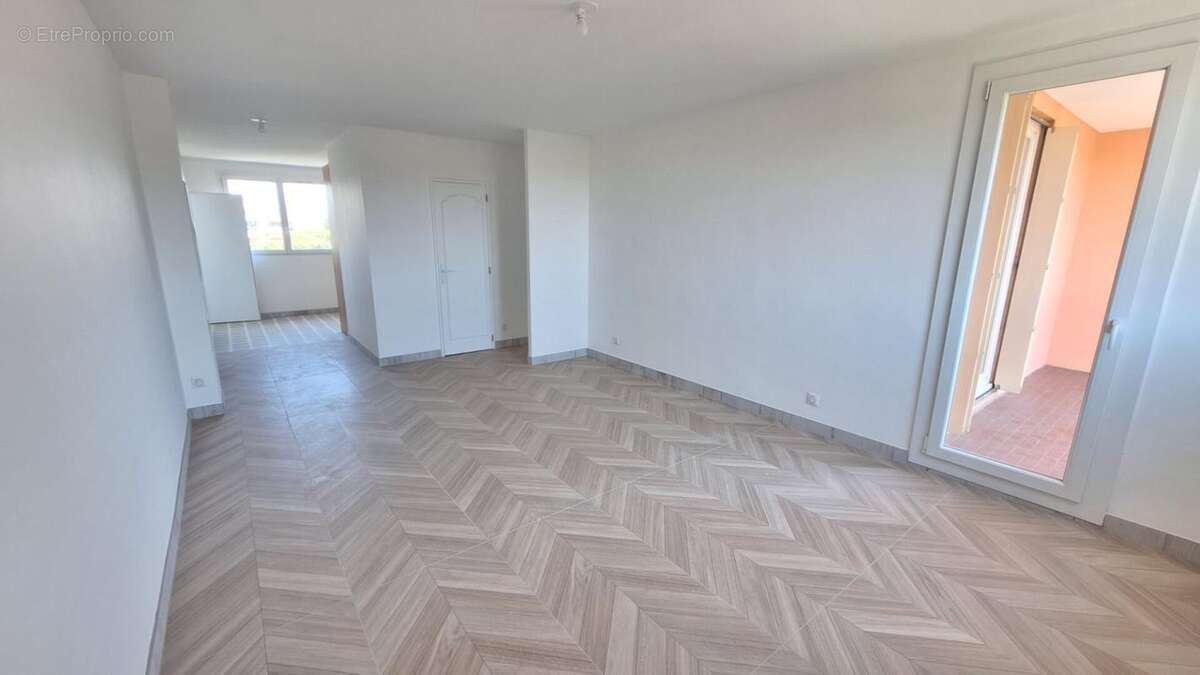 Appartement à MARSEILLE-11E