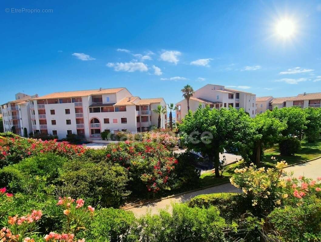 Appartement t2 + parking + piscine à vendre six-fours-les-plages (83) - photo 2