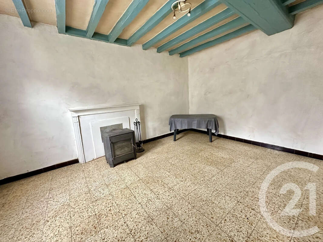 Maison à CHAPELLE-GUILLAUME
