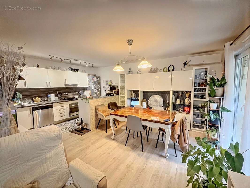 LA SEYNE-SUR-MER Appartement T2/3   60,42 m2 avec jardin - photo 2