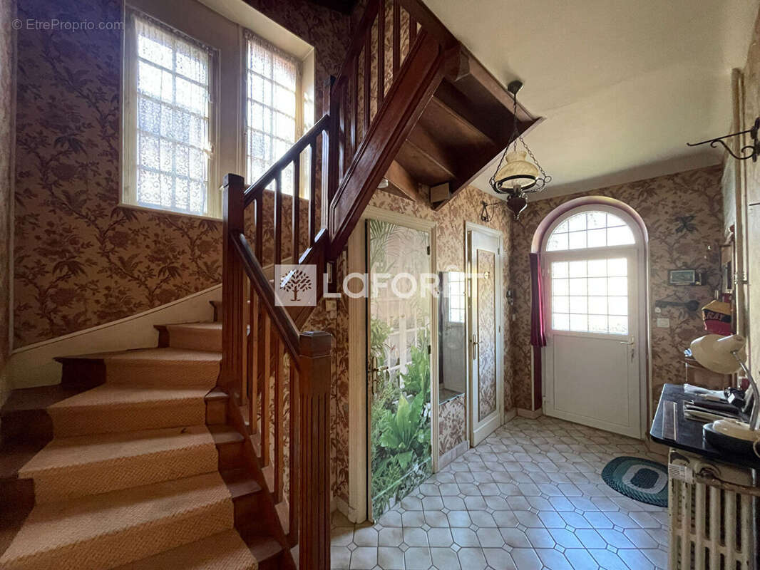 Maison à LONS-LE-SAUNIER