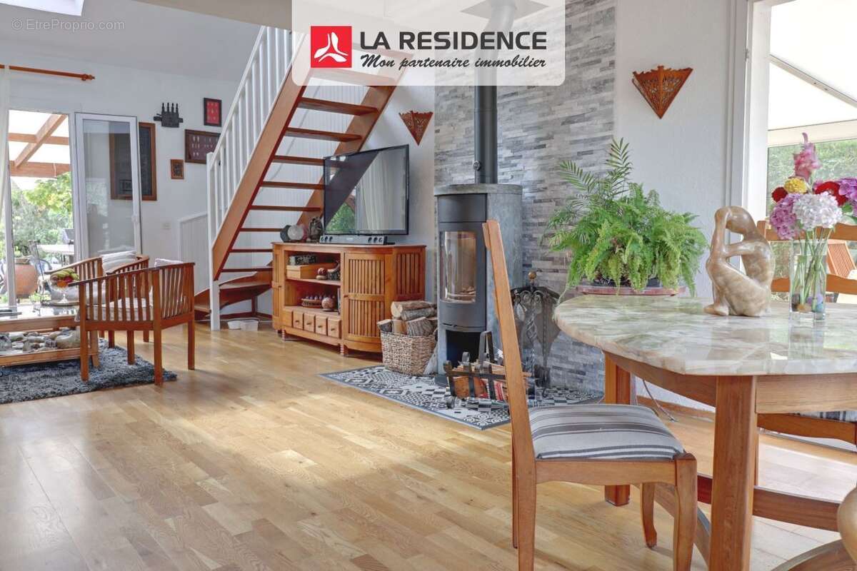 Maison à EZY-SUR-EURE