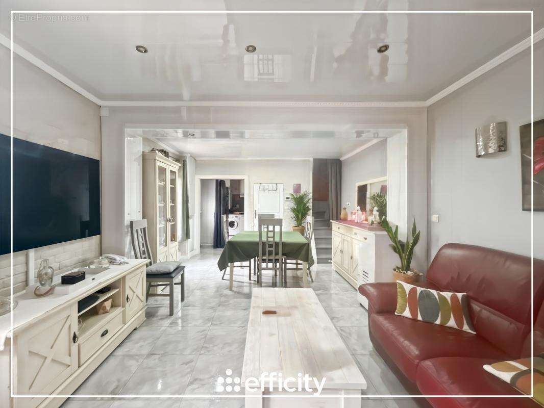 Maison à GRETZ-ARMAINVILLIERS