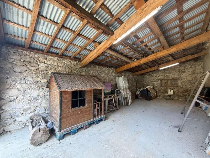 Maison à LA CLUSE